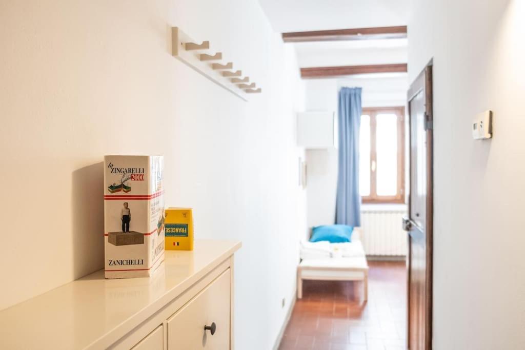 Classic Florentine Flat Near Piazza Santa Croce Florence Exterior photo